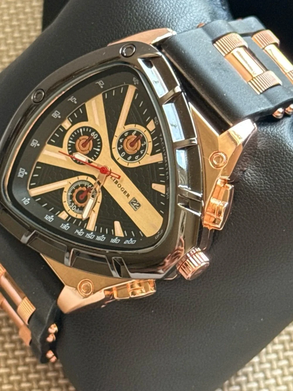 Stylish Luxury Mens Watch🔥🔥🔥🔥